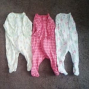 4 Gerber Baby Girl Pajamas with footies 0-3months